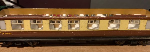 Hornby Dublo D21 Coach Seating Unit Gallery Image